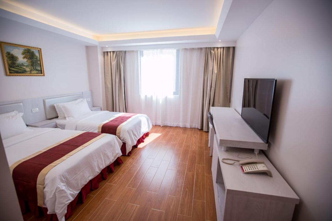 גרפאן Hotel Americano מראה חיצוני תמונה